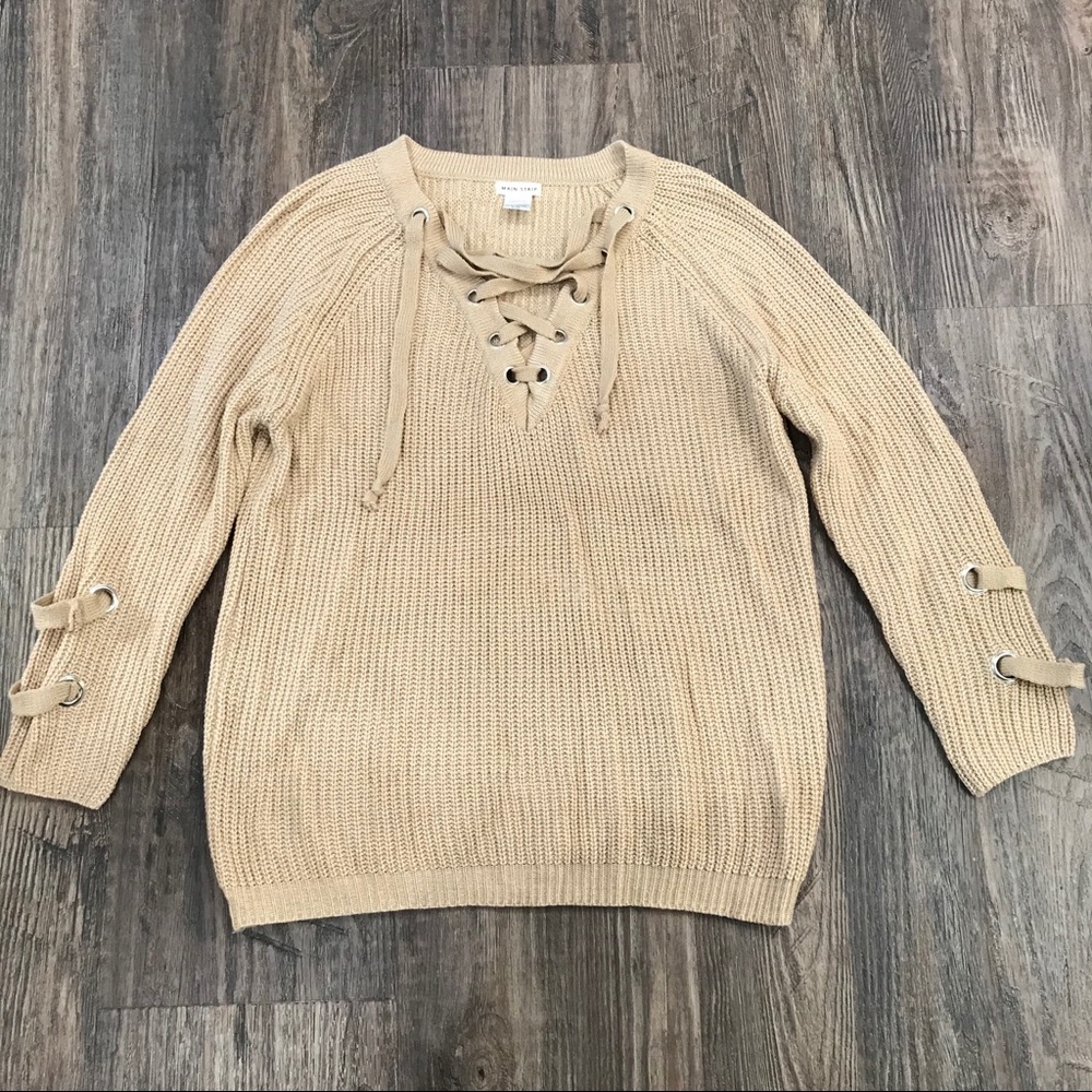 💙 Boutique Tunic lace up sweater